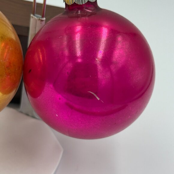 2 Vintage Shiny Brite Glass Christmas Ornaments Red and Gold 3" - Picture 16 of 16